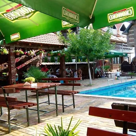 Apart-hotel Dan Dar 3*